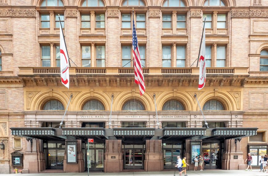 The Rose Museum at Carnegie Hall