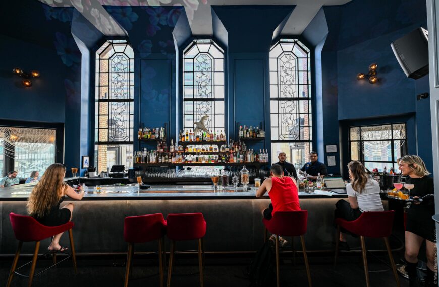 Ophelia Lounge Bar