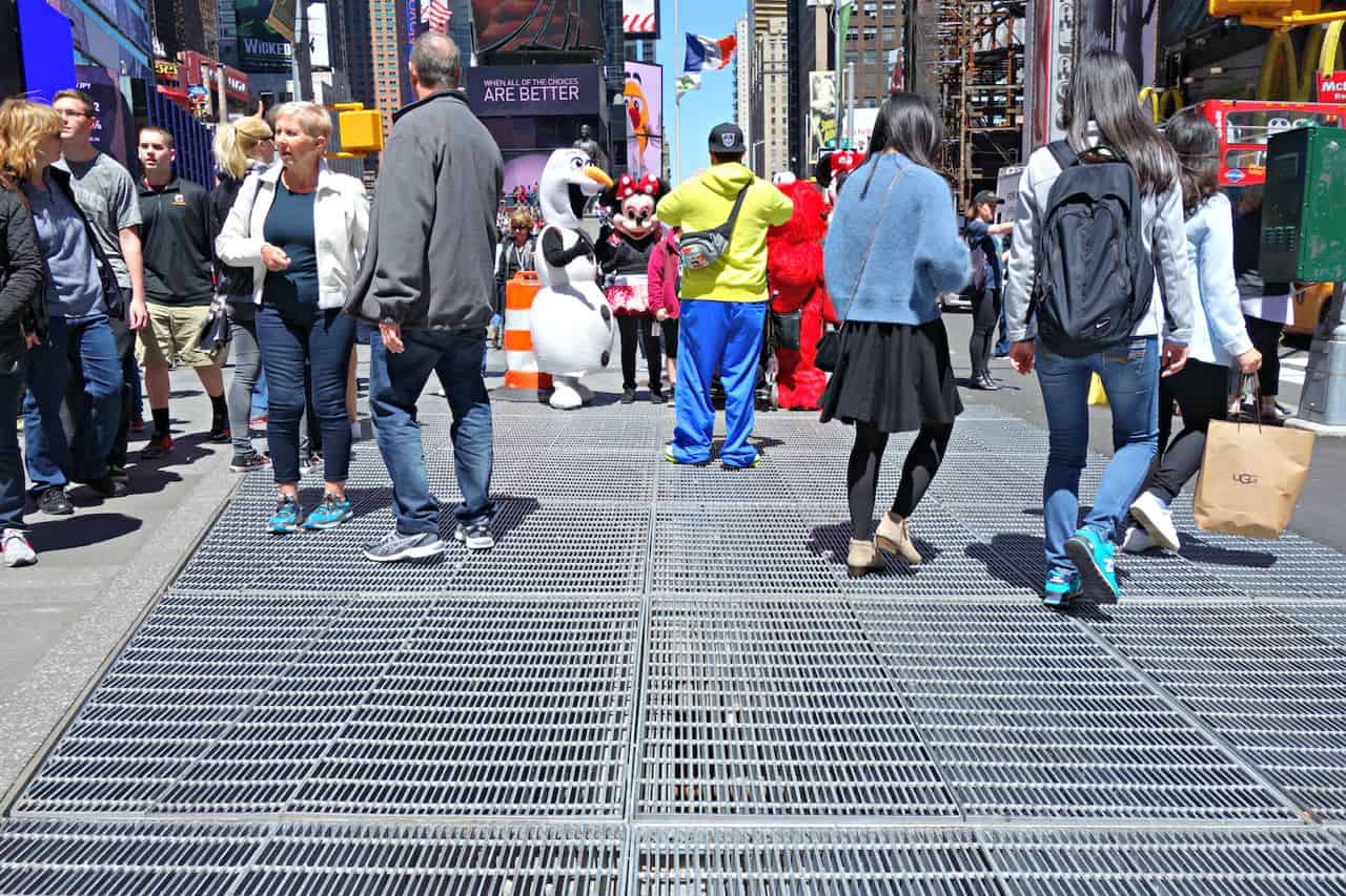 The "Hum" Installation in Times Square, New York