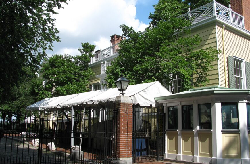 Inside Gracie Mansion: A Peek into the Mayor’s House