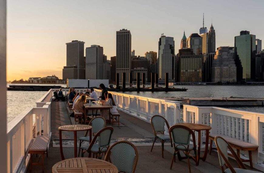 Concrete Shoals: A New Waterfront Bar by the Brooklyn Bridge