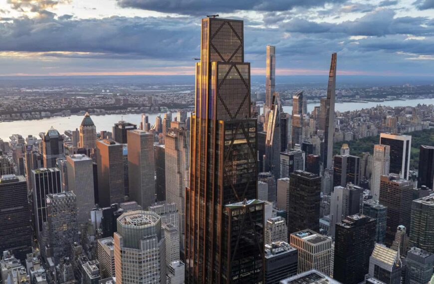 Foster + Partners Complete Construction of the Largest Electric Skyscraper in New York for JPMorgan Chase