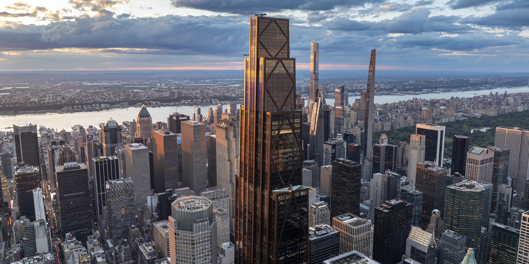 Foster + Partners Complete Construction of the Largest Electric Skyscraper in New York for JPMorgan Chase