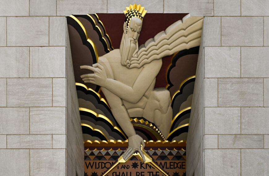 Rockefeller Center Tour in New York