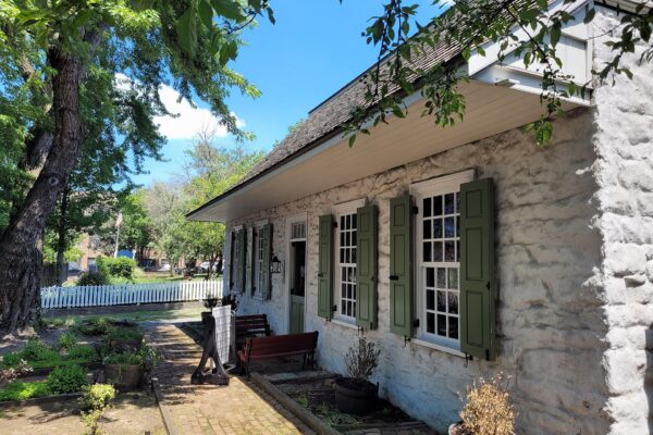 The Vander Ende–Onderdonk House Museum in New York