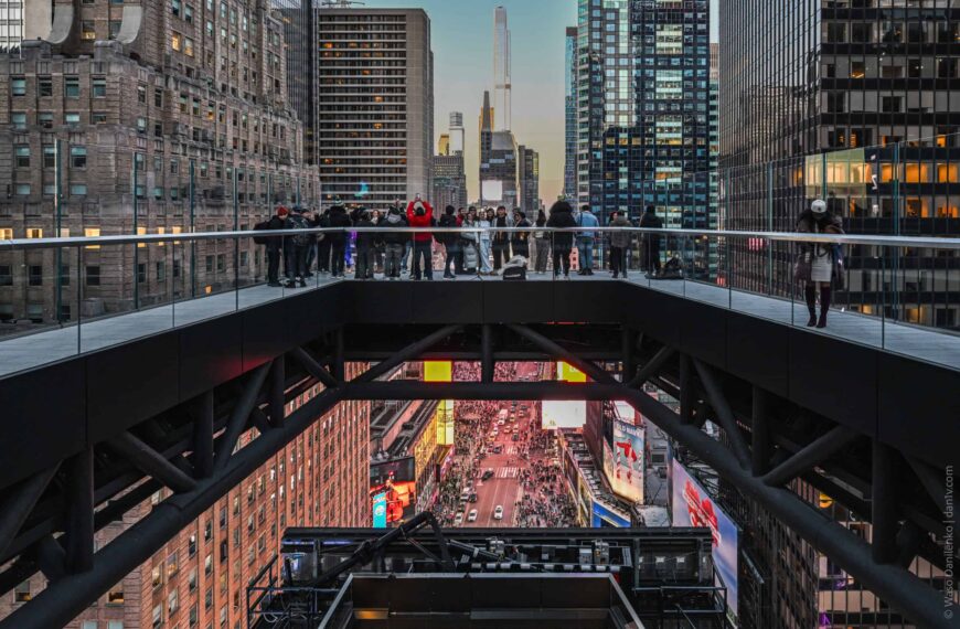 One Times Square -- a new observation deck in New York