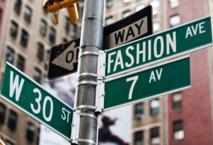 How to find the entrance to a building by its address in New York City