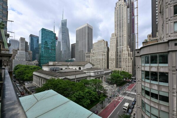Open-Air Terrace in the Heart of New York City